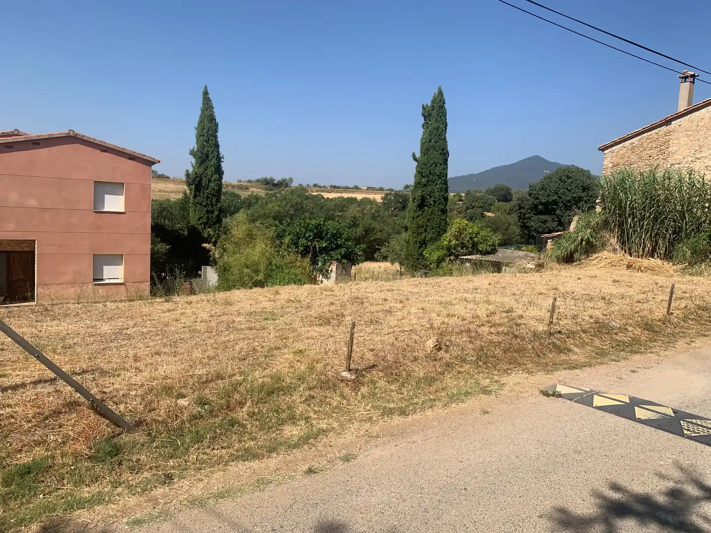 Wohnbaugrundstück zum Verkauf in Lladó, imagen 3