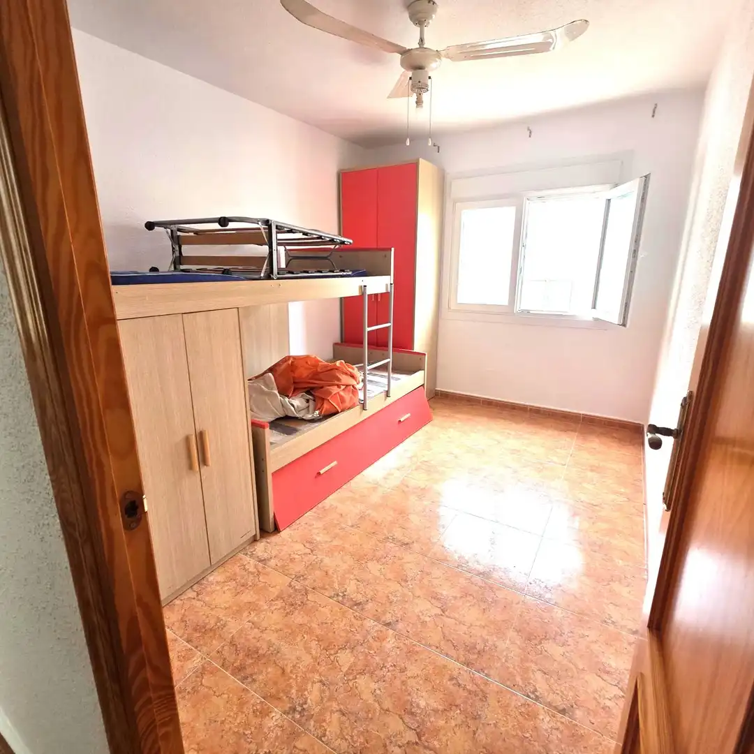 Habitación de Piso en venta en Carboneras con Amueblado