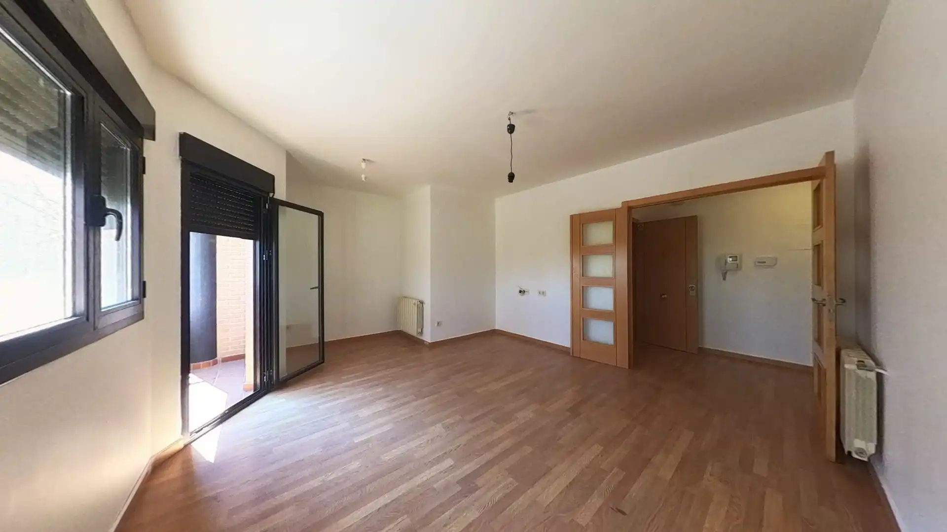 Sala de estar de Piso en venta en Almansa con Calefacción, Parquet y Terraza
