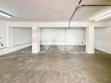 Local comercial en venda a Calle de Infiesto
