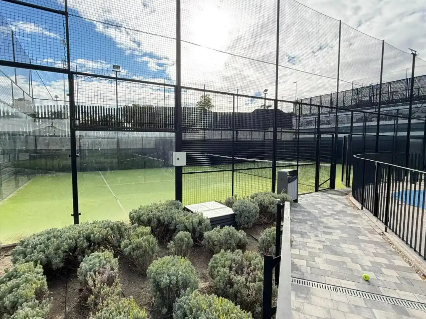 Terrassa de Pis en venda en  Madrid Capital amb Aire condicionat i Piscina