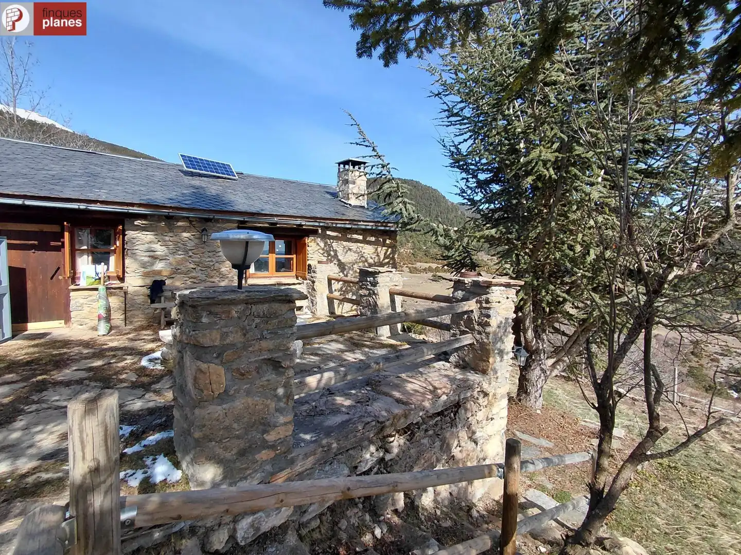 Exterior view of Houses for sale in Les Valls de Valira  with Private garden and Furnished