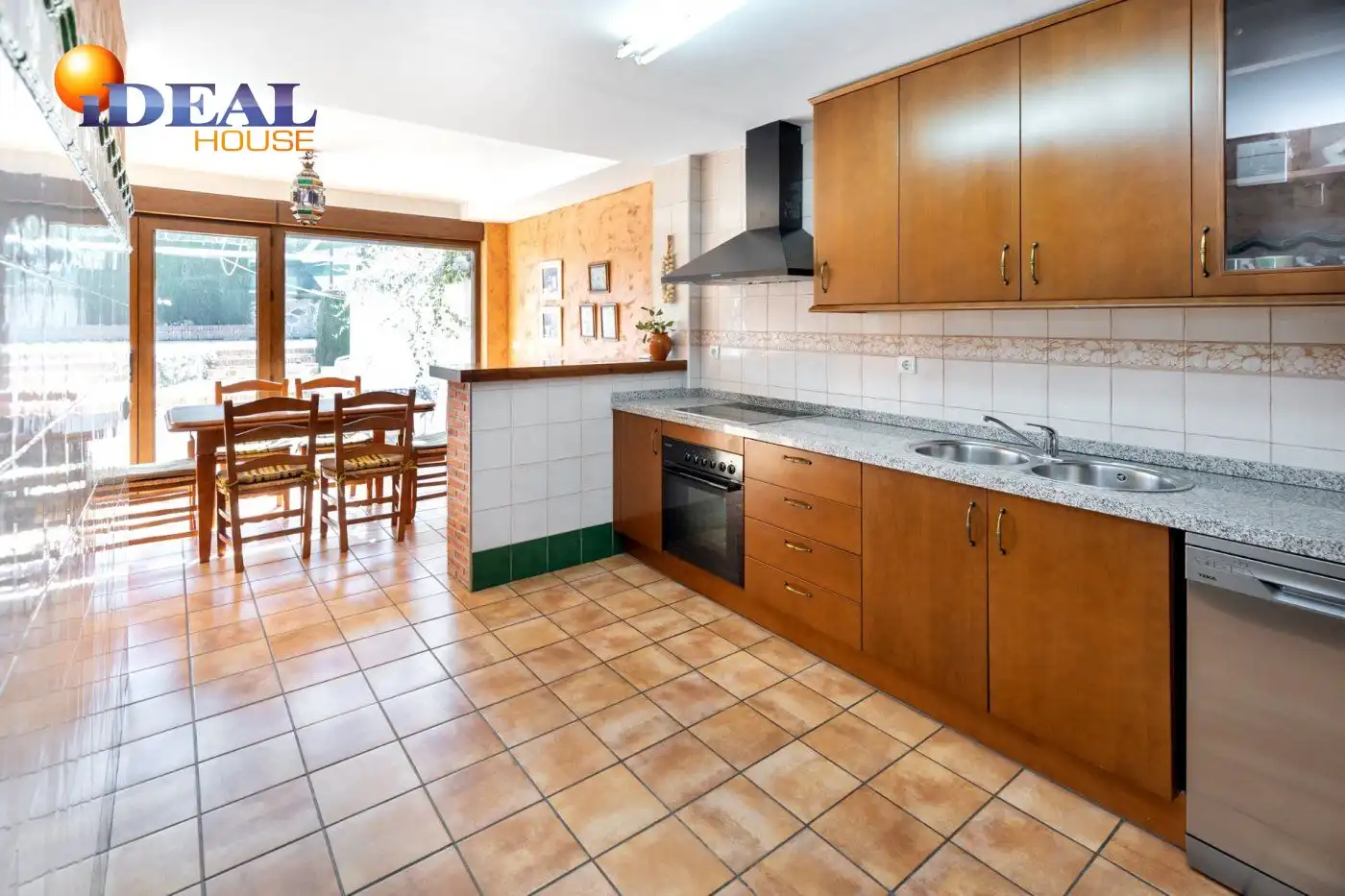 Villa mit Terrasse zum Verkauf in Avenida BERMEJALES DE LOS, imagen 11