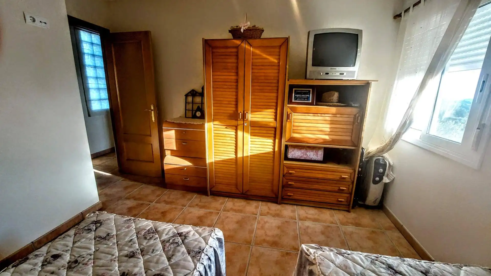 Dormitori de Finca rústica en venda en L'Ametlla de Mar  amb Jardí privat, Terrassa i Moblat