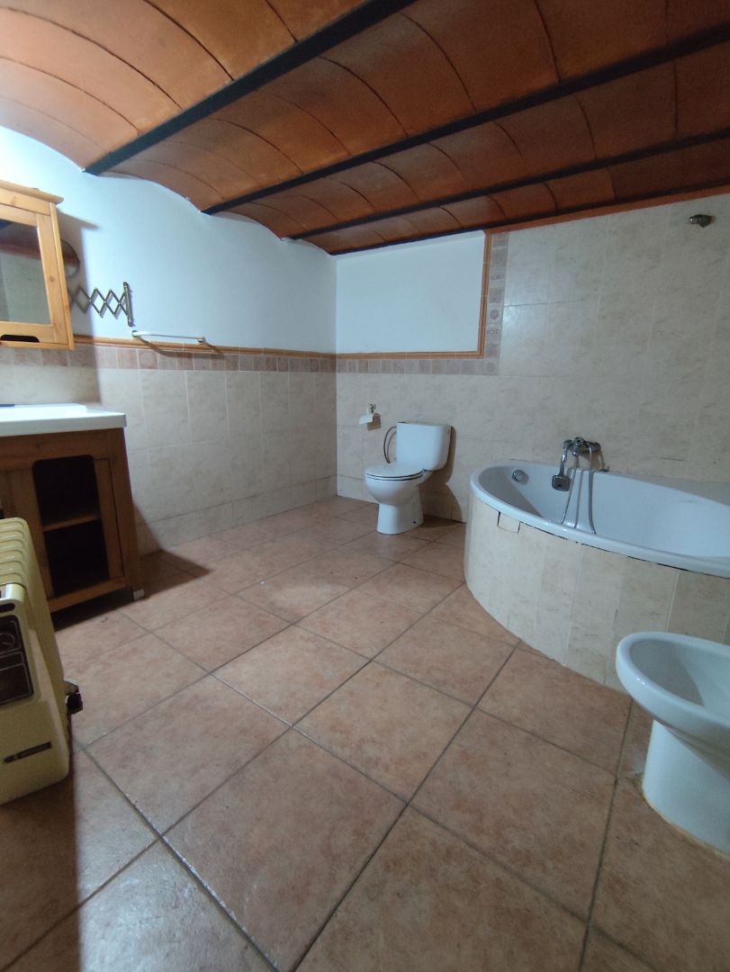 Badezimmer von Wohnung zum verkauf in Rellinars