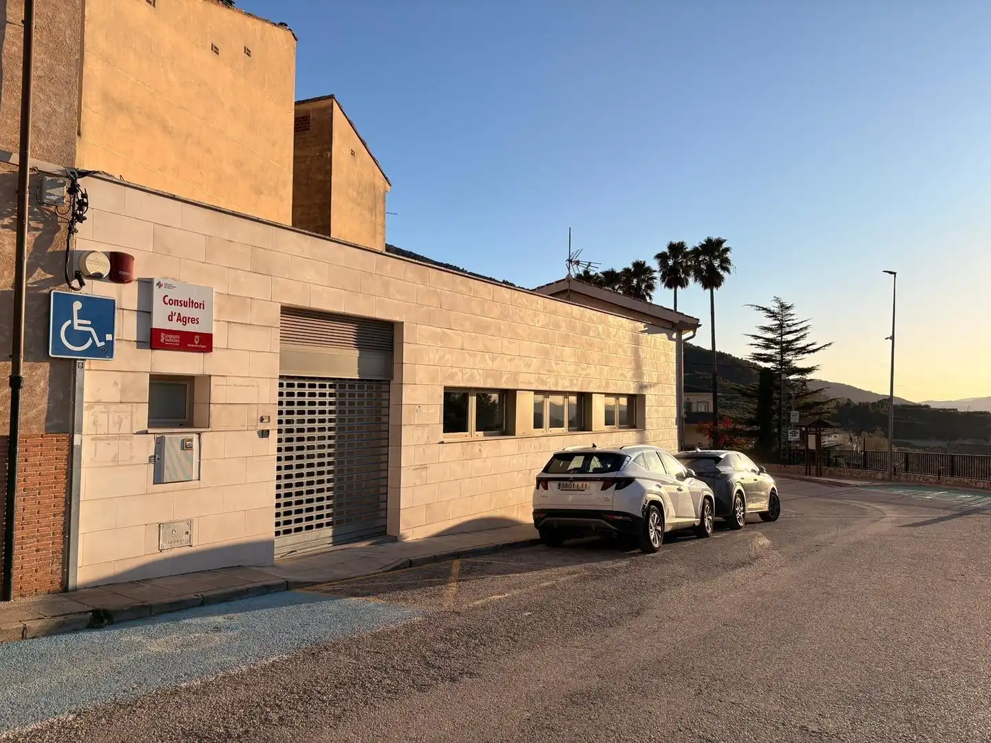 Vista exterior de Casa o xalet en venda en Agres amb Terrassa i Balcó
