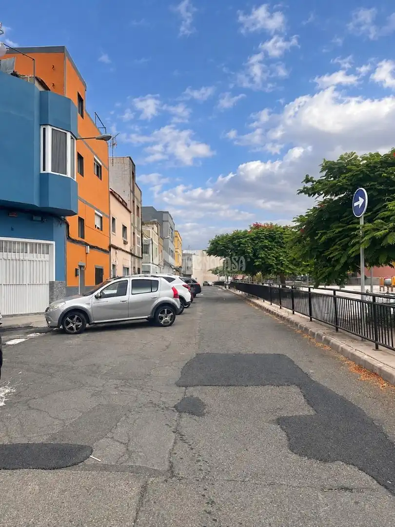 Vista exterior de Pis en venda en Vegueta - Cono Sur - Tafira