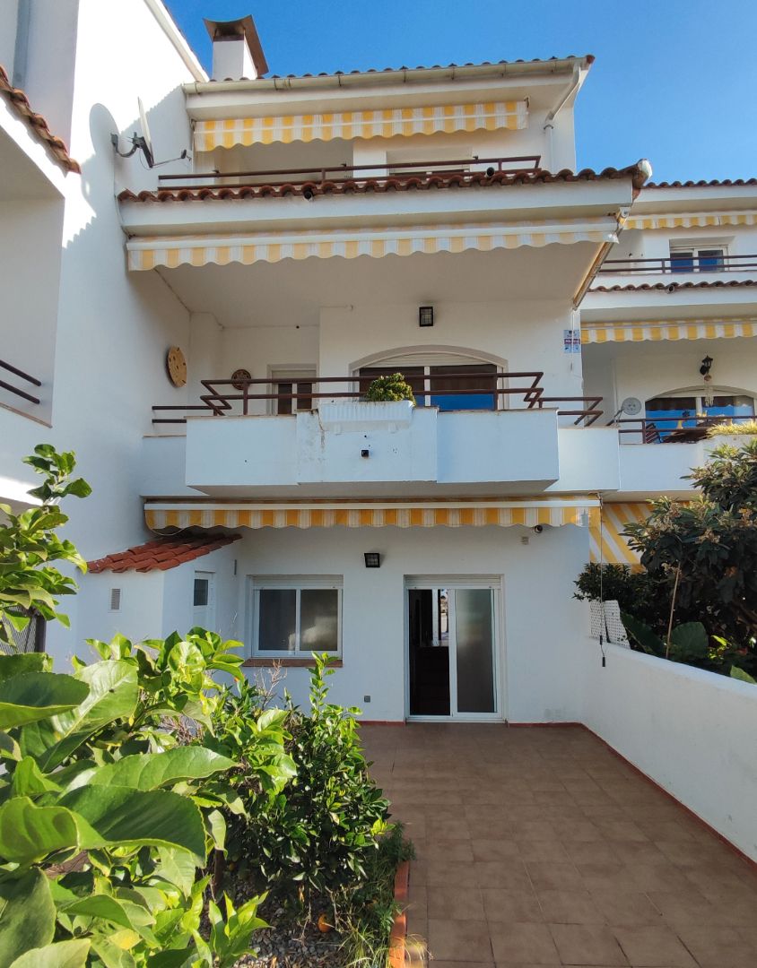 Casa adosada en venda a Avinguda dels Pavos, Els Pavos