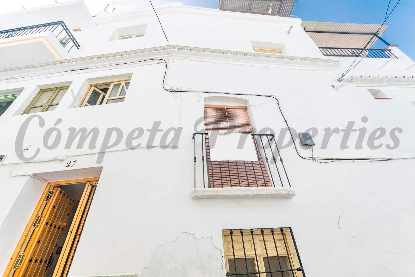 Exterior view of Single-family semi-detached for sale in Cómpeta  with Terrace