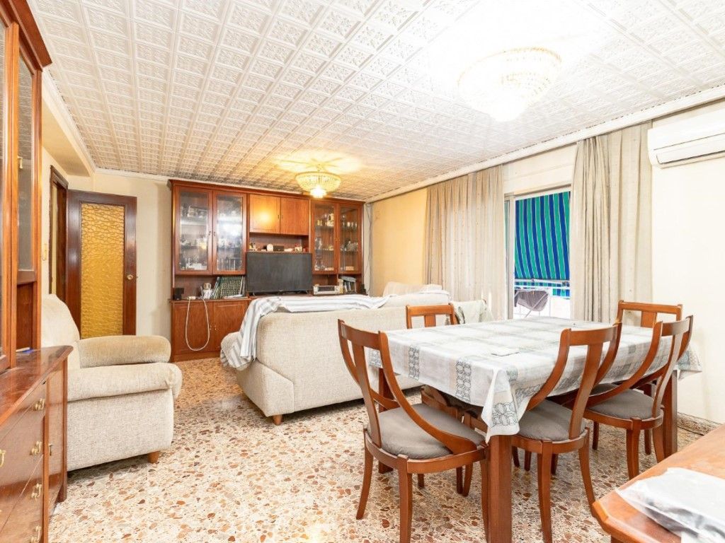 Living room of Flat for sale in Burjassot