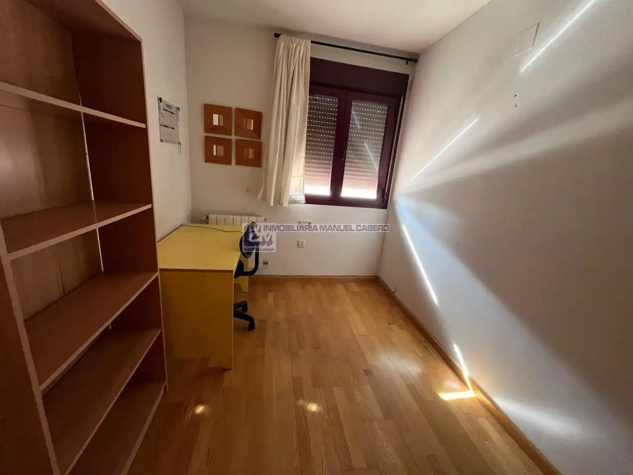 Dormitori de Apartament en venda en Cáceres amb Aire condicionat, Calefacció i Traster