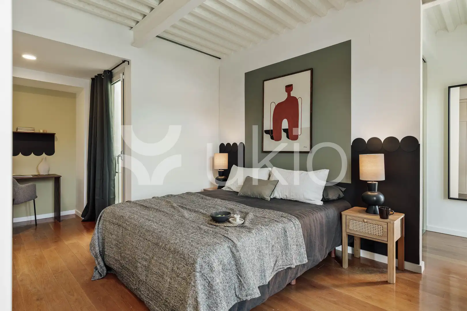 Schlafzimmer von Wohnungen zur Miete in Barcelona mit Klimaanlage, Heizung und Möbliert