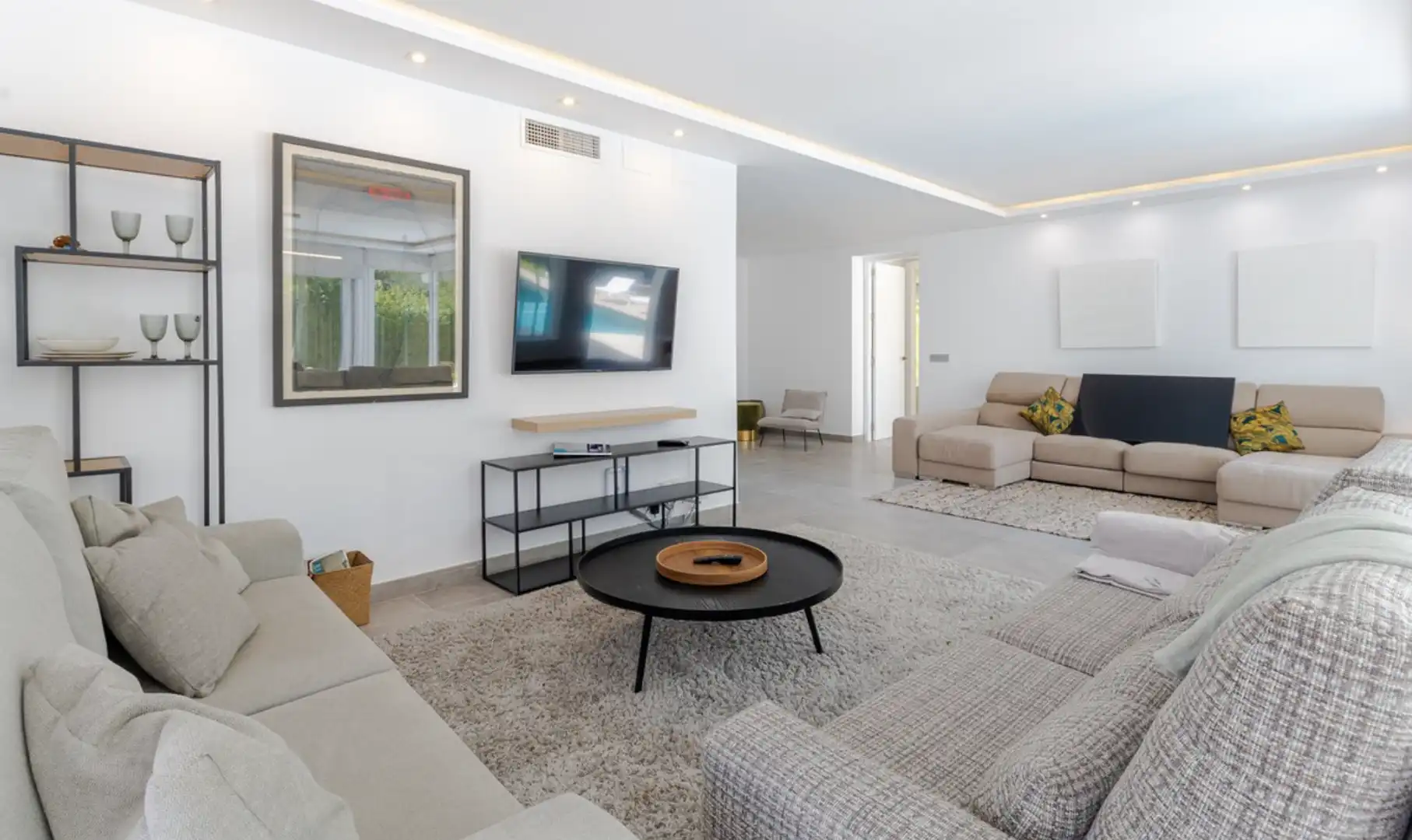 Villa con terrazza in vendita a Nueva Andalucía, imagen 2