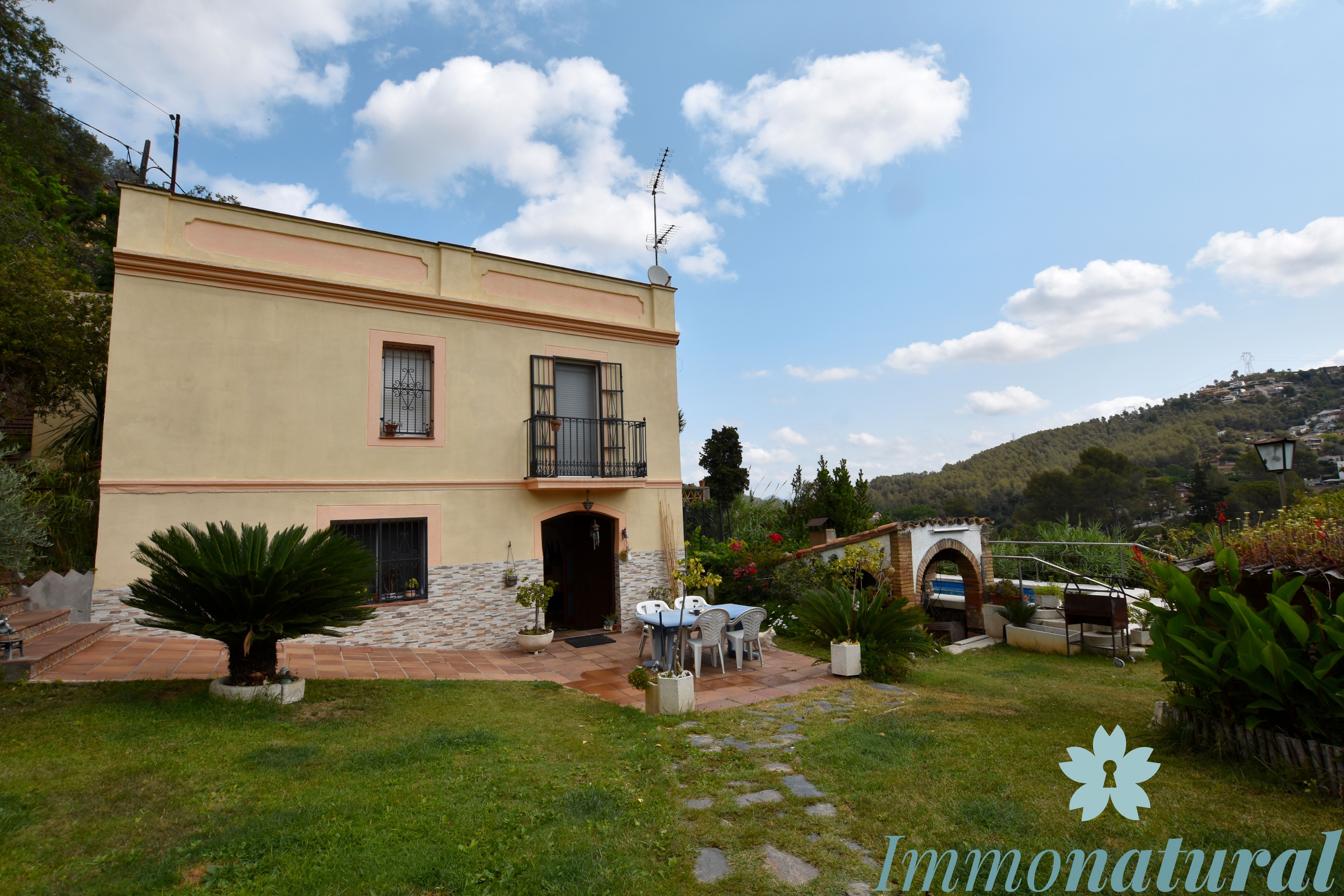 Jardí de Casa o xalet en venda en Torrelles de Llobregat amb Calefacció, Jardí privat i Parquet
