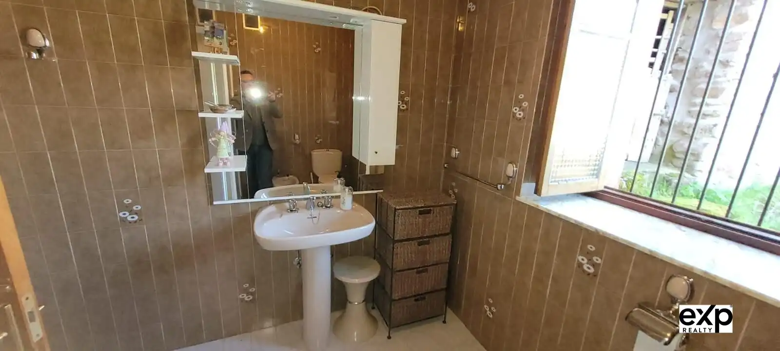 Bathroom of Detached homes for sale in O Valadouro    with Furnished