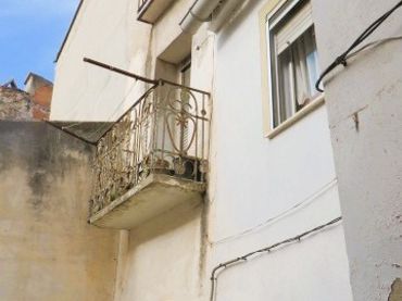 Casa amb balcó en venda a Callejon Payaso
