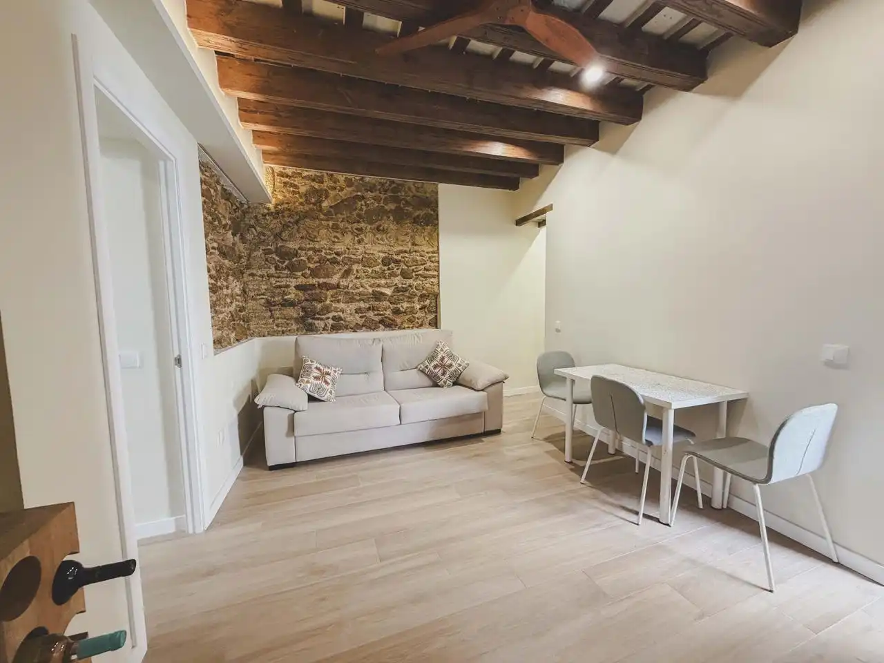 Sala d'estar de Apartament en venda en Cádiz amb Moblat