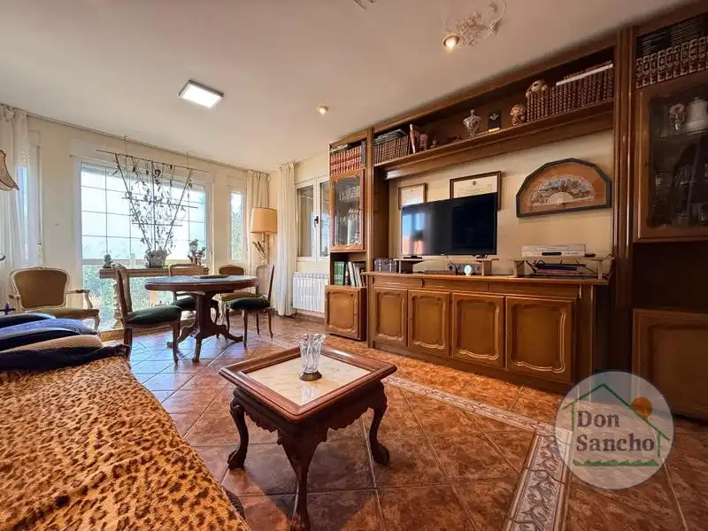 Sala de estar de Casa o chalet en venta en Cabezón de Valderaduey con Calefacción
