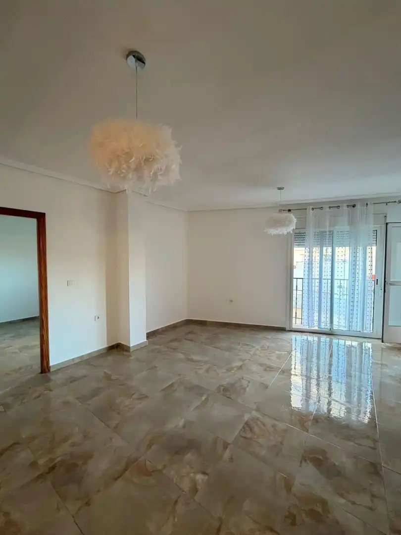 Appartement compact avec ascenseur à vendre à N/A, imagen 2