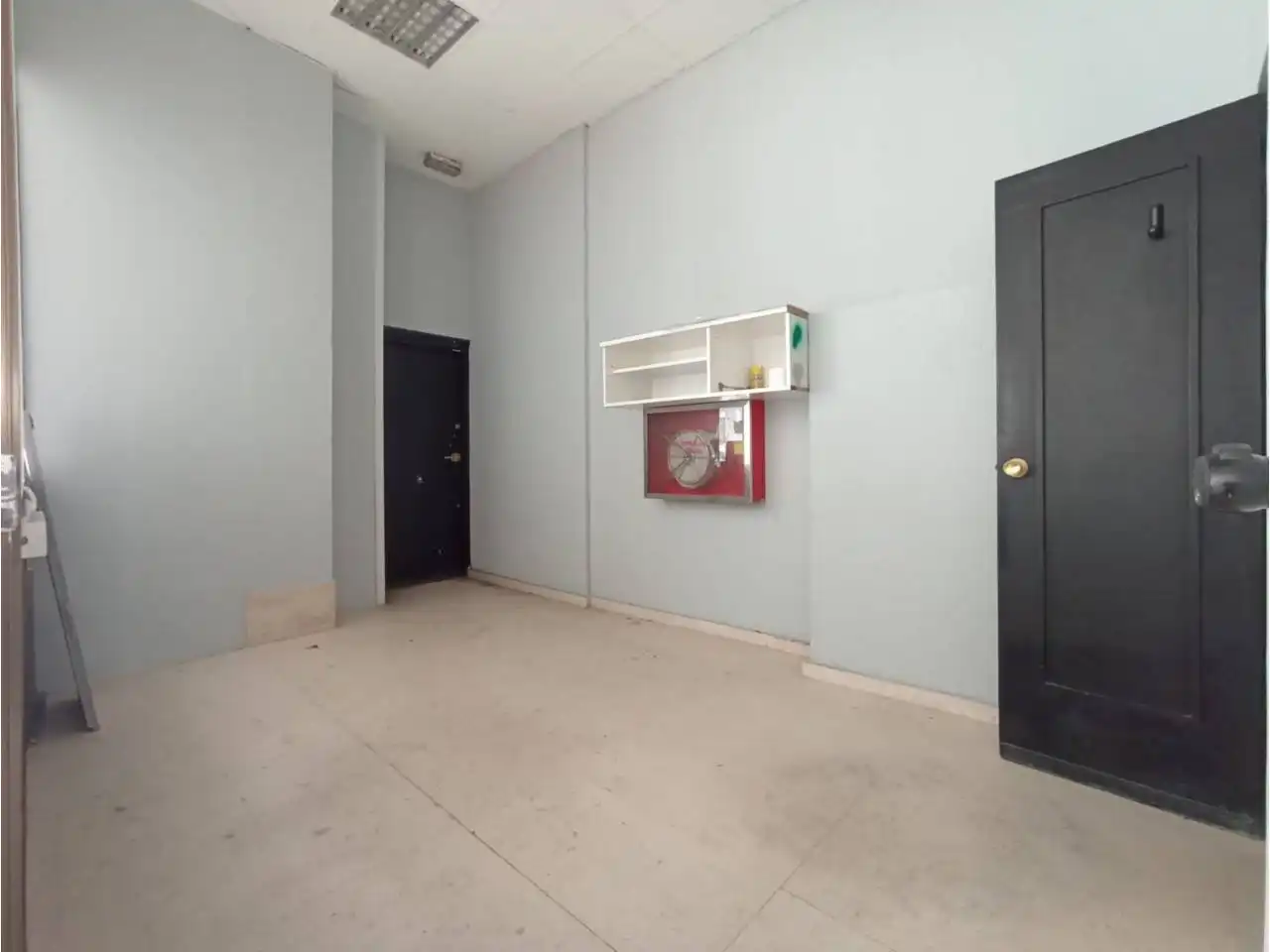 Business premises for sale in Calle Legión Española, imagen 9
