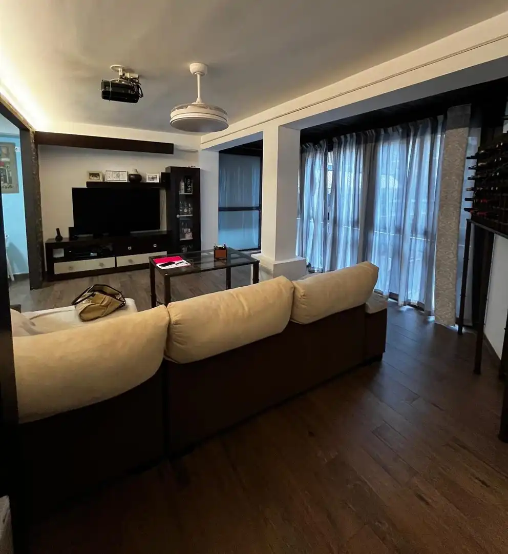 Living room of Flat for sale in  Córdoba Capital  with Air Conditioner, Parquet flooring and Storage room