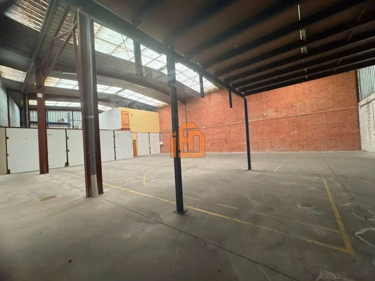 Nave industrial de alquiler en La Lastra