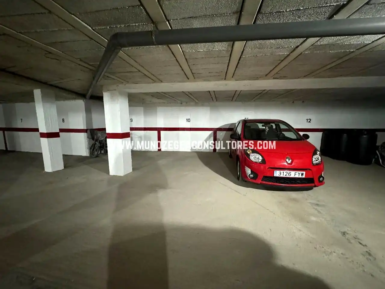 Parking to rent in De Aguilar, imagen 2