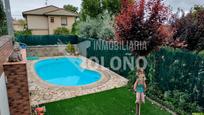 Piscina de Casa adosada en venda en Casalarreina amb Calefacció, Jardí privat i Parquet