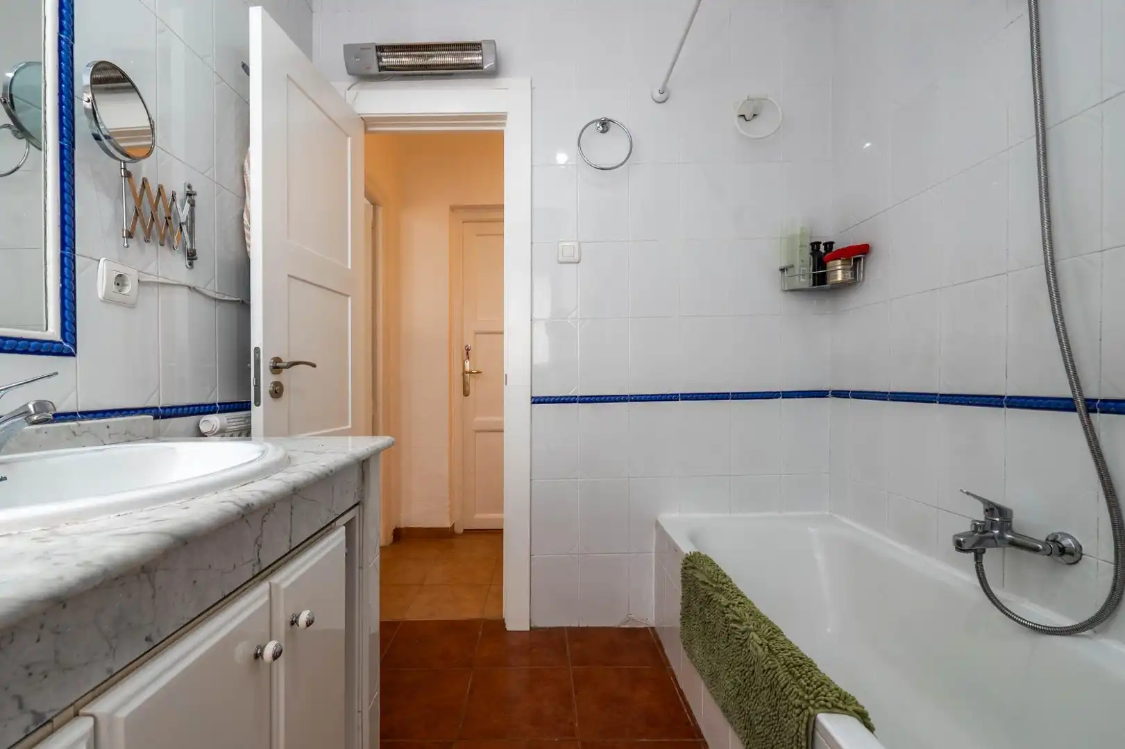 Habitació a PINTOR RODRIGUEZ ACOSTA, Camino de Ronda