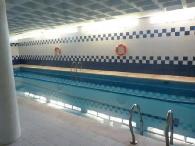 Piscina de Apartamento de alquiler en El Campello con Aire acondicionado, Calefacción y Parquet