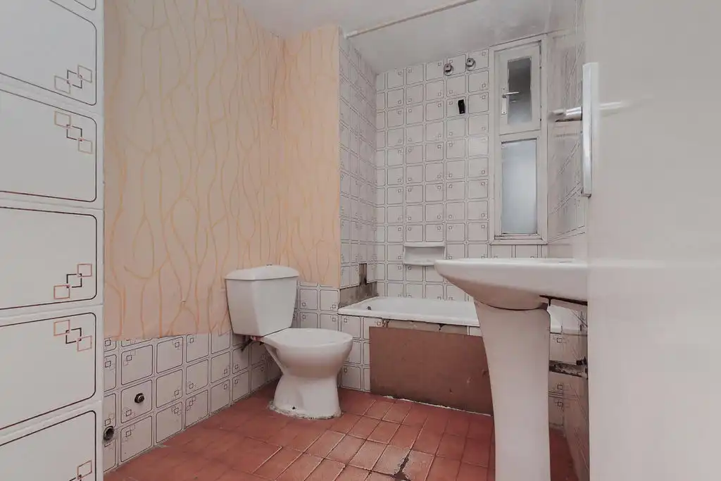 Flat with lift for sale in C/ Riu Llobregat, imagen 19