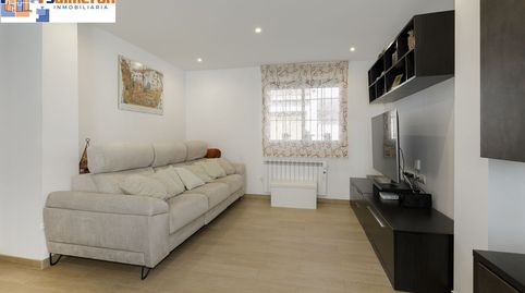 Foto 3 de Casa adosada en venta en Calle del Pensamiento, La Zubia Ciudad, La Zubia