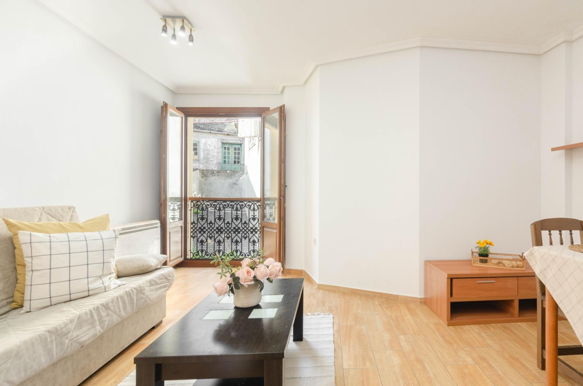 Living room of Flat for sale in Castropol  with Heating and Balcony