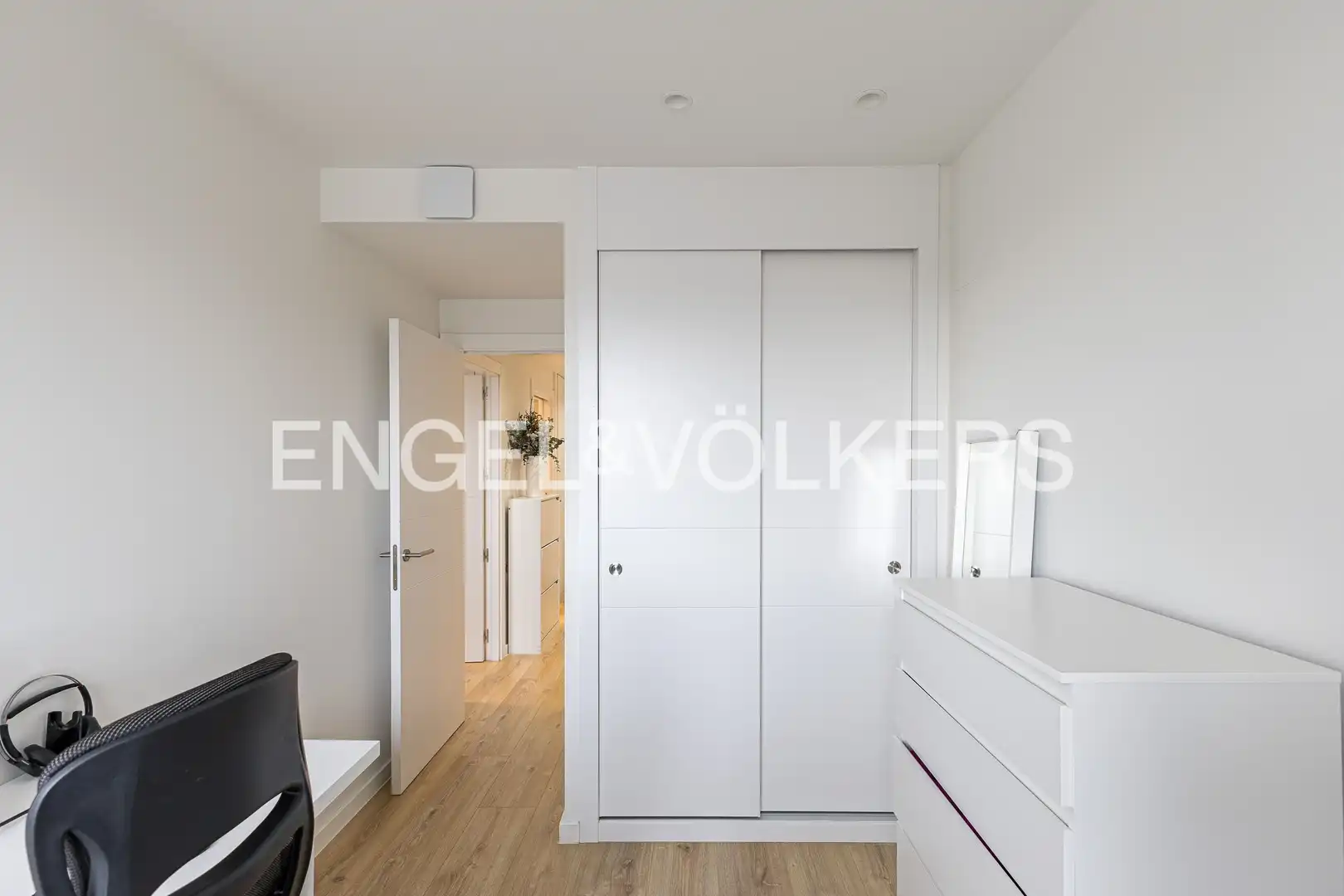 Schlafzimmer von Wohnung zum Verkauf in Madrid mit Klimaanlage, Heizung und Privatgarten