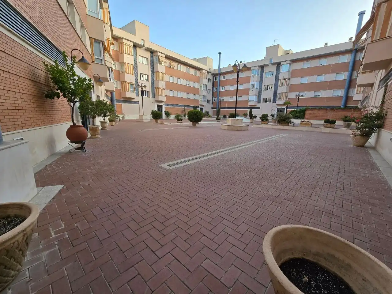 Aparcament de Pis en venda en  Córdoba Capital amb Aire condicionat, Terrassa i Balcó
