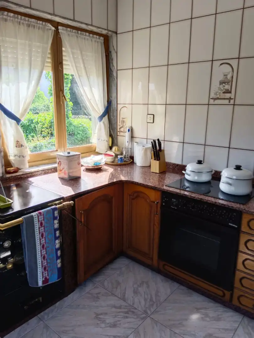 Cuina de Casa o xalet en venda en Candamo amb Calefacció, Traster i Moblat
