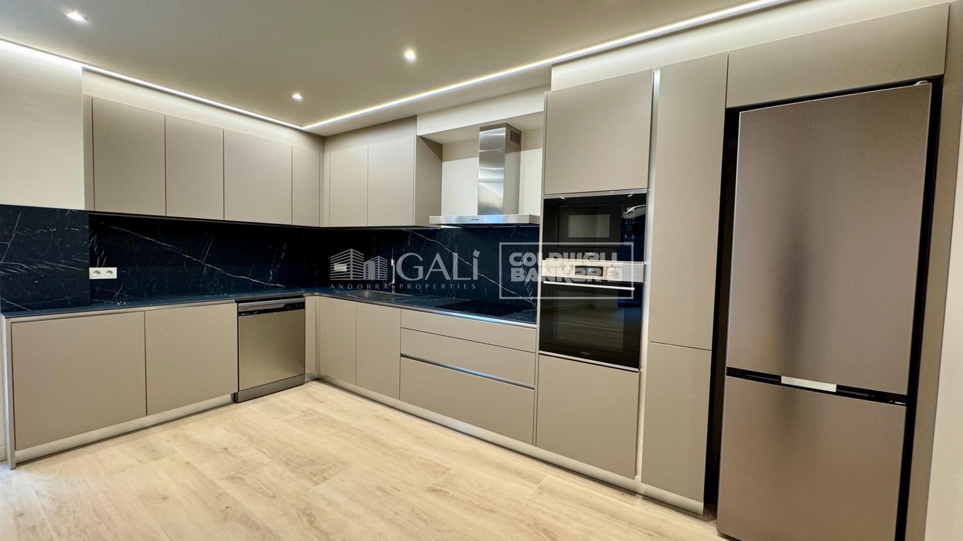 Cocina de Piso de alquiler en Andorra la Vella con Calefacción, Terraza y Trastero