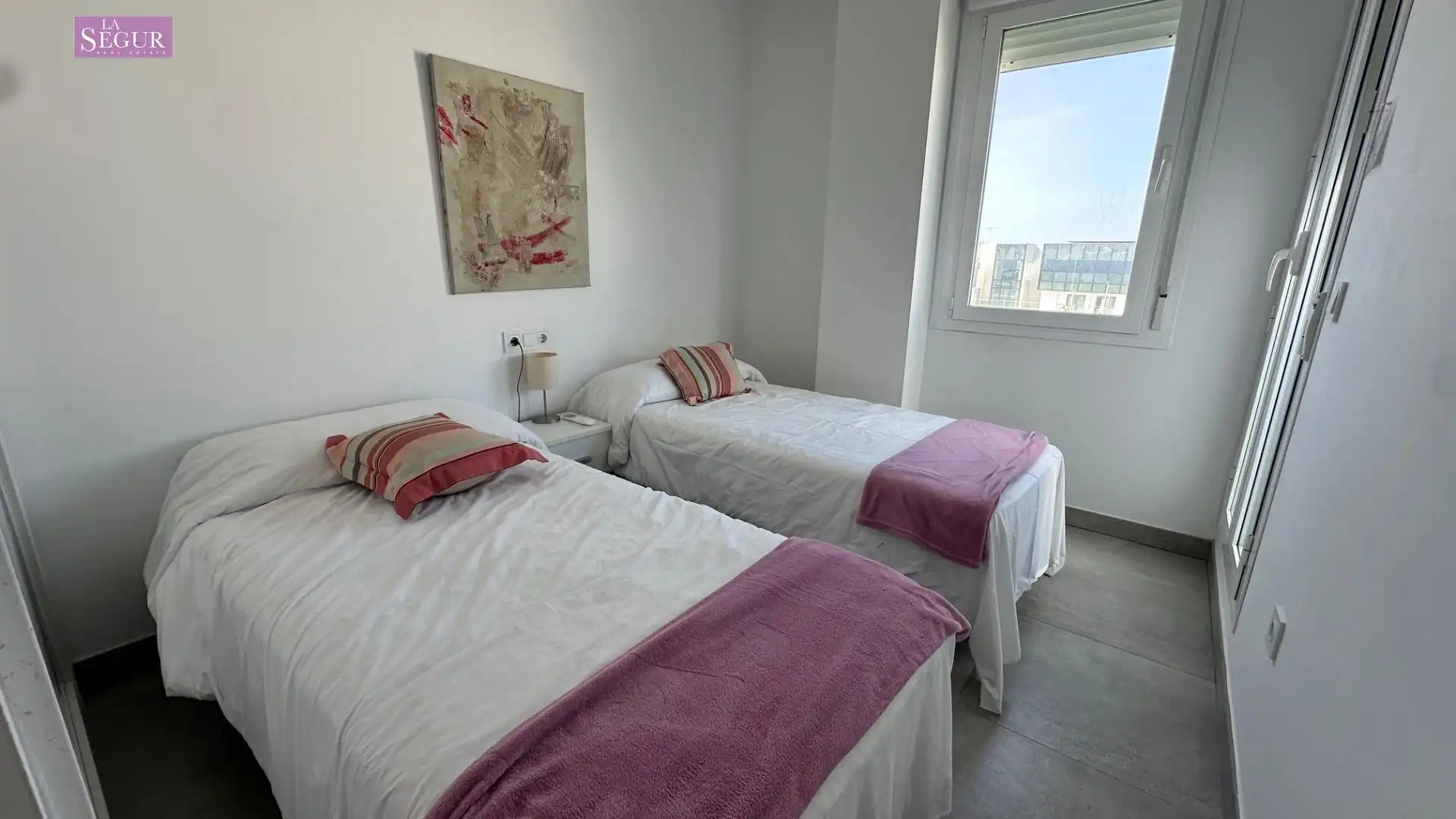Dormitori de Casa adosada de lloguer en Conil de la Frontera amb Aire condicionat, Terrassa i Moblat