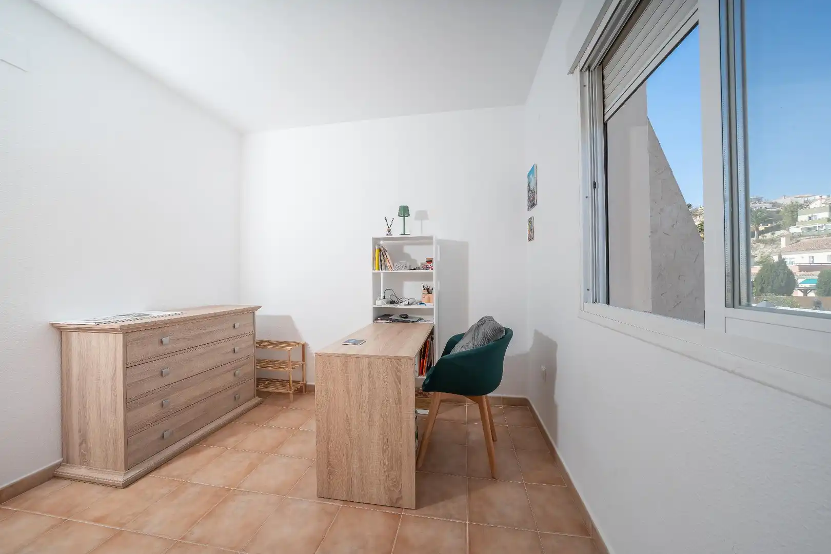 Habitación de Casa o chalet en venta en Finestrat con Aire acondicionado, Calefacción y Jardín privado