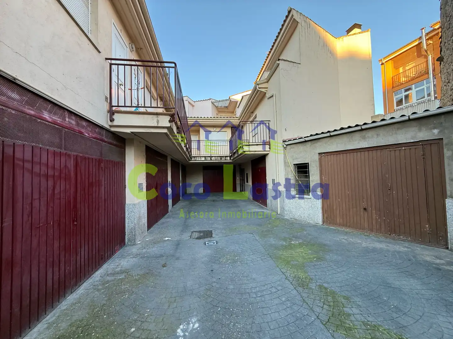 Vista exterior de Dúplex en venta en Vitigudino con Calefacción, Parquet y Terraza