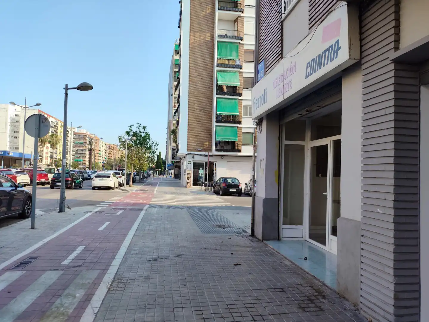 Vista exterior de Oficina de lloguer en Valencia amb Aire condicionat i Calefacció