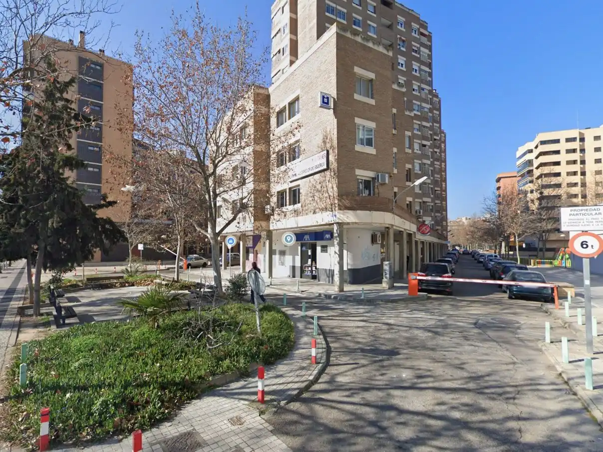 Vista exterior de Oficina de alquiler en Zaragoza con Aire acondicionado y Calefacción