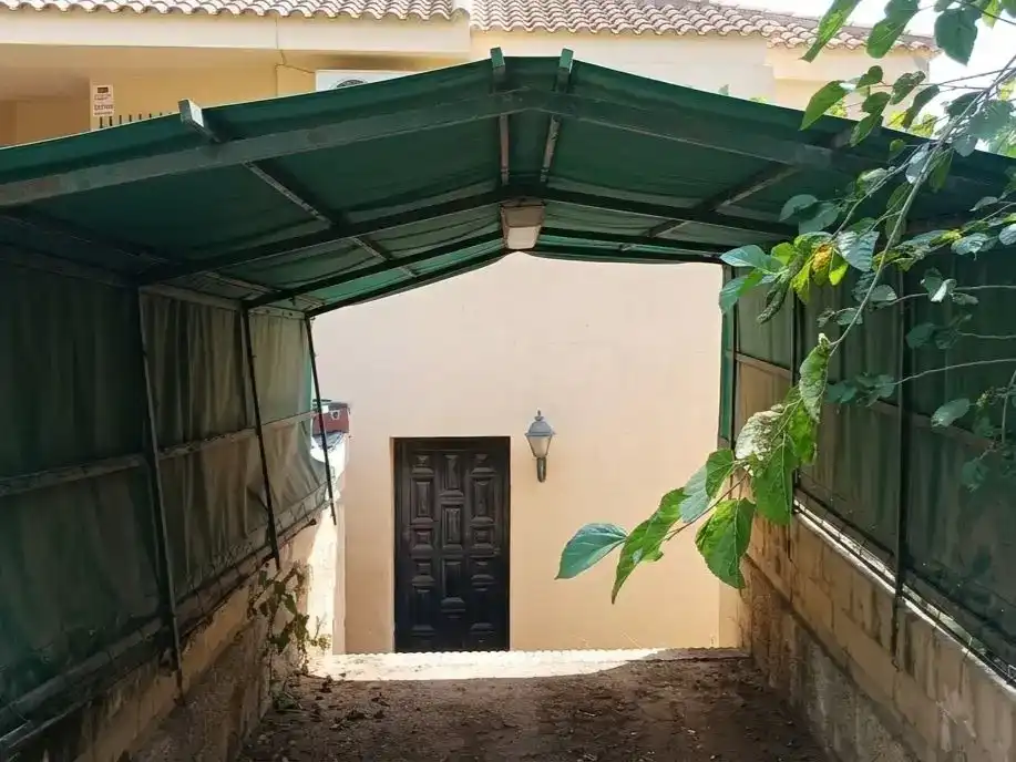 Piso en venta en Carmona con Aire acondicionado, Jardín privado y Parquet