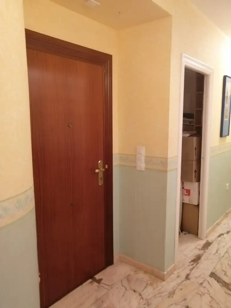 Flat for sale in Sevilla  with Air Conditioner, Furnished and Oven