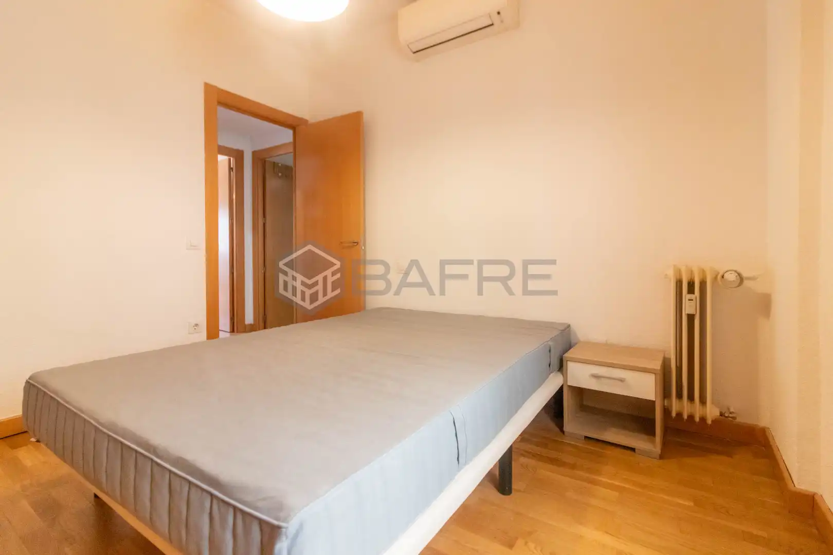 Bedroom of Flat for sale in Madrid  with Air Conditioner, Heating and Terrace