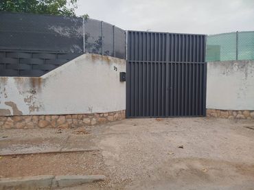 Wohnbaugrundstück zum Verkauf in Urbanizacion Vega del Azuer 33