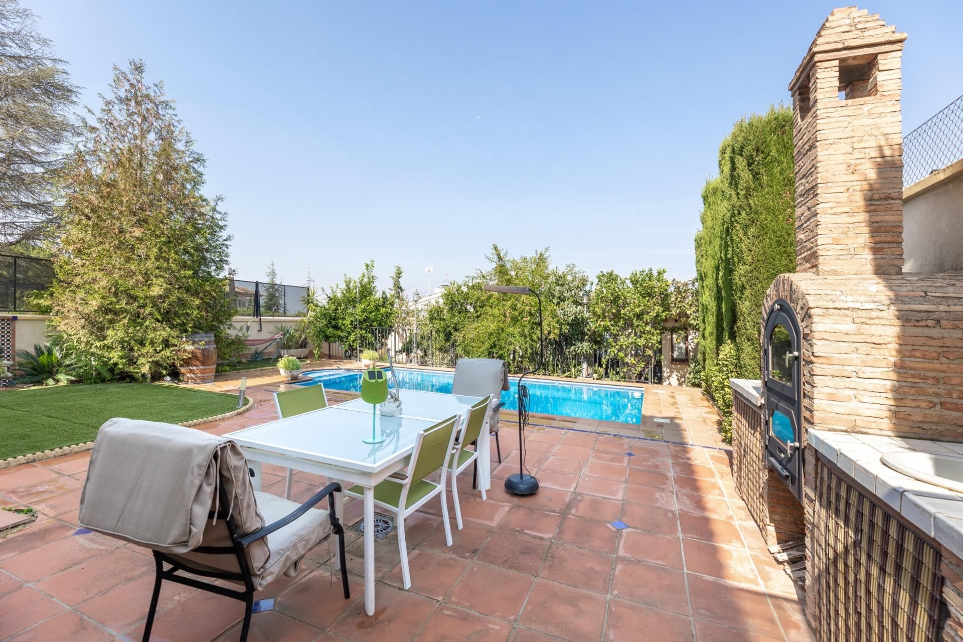 Terrassa de Casa o xalet en venda en Monachil amb Aire condicionat, Calefacció i Jardí privat