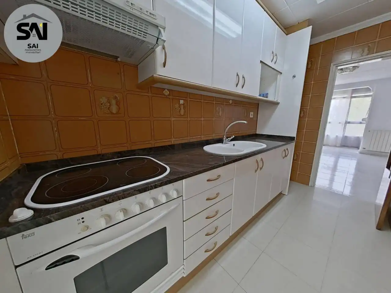 Kitchen of Flat for sale in Sabadell  with Air Conditioner, Heating and Balcony