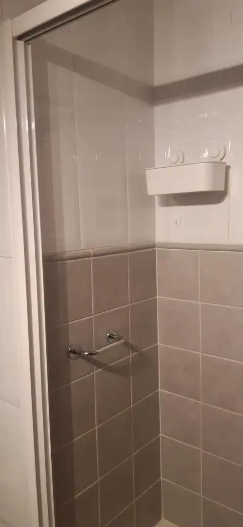 Baño de Piso en venta en Alcalá del Río con Aire acondicionado, Terraza y Amueblado