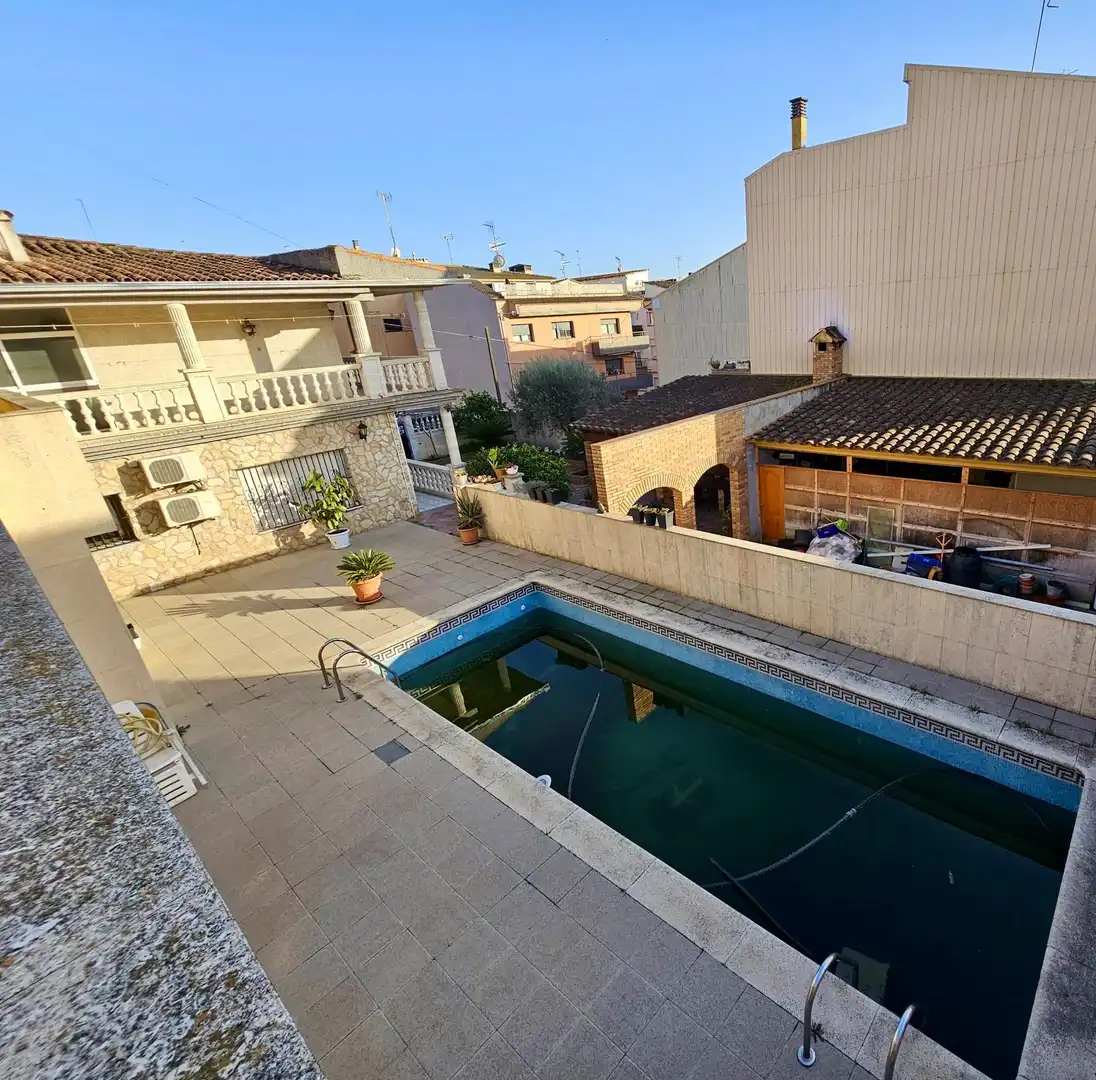 Swimming pool of Houses for sale in Tordera  with Private garden, Terrace and Swimming Pool